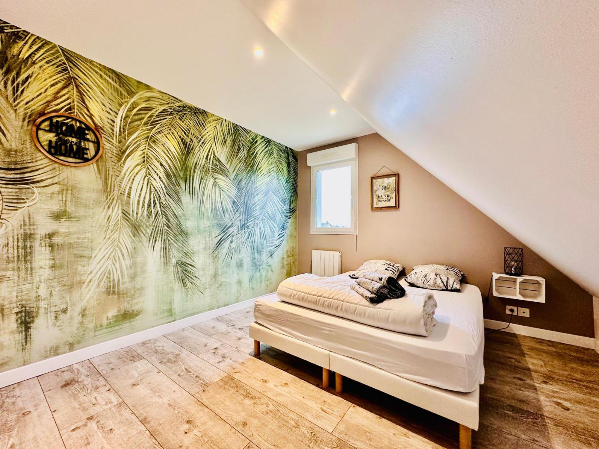 Les Palmiers 7 Personnes Plages Du Debarquement Holiday home Grandcamp-Maisy